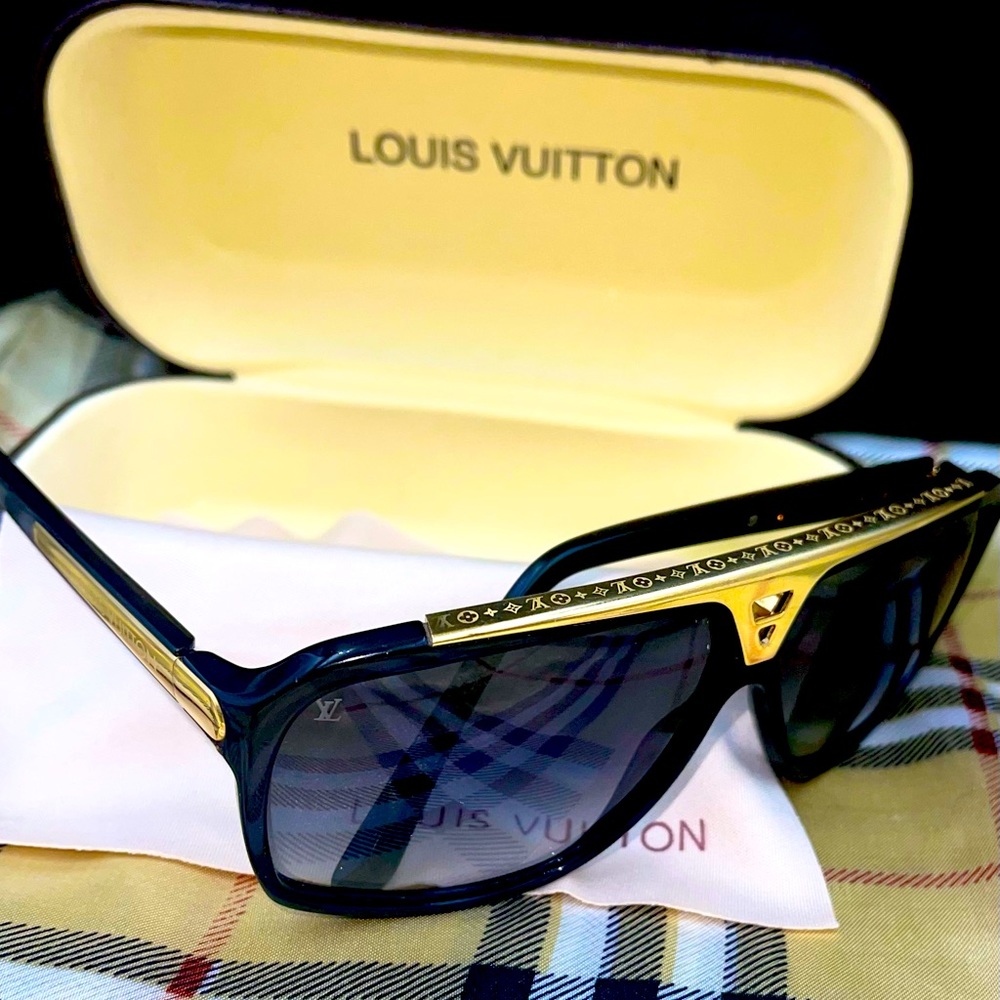~ Louis Vuitton ~ UNISEX  Sunglasses ~ 100% Authentic